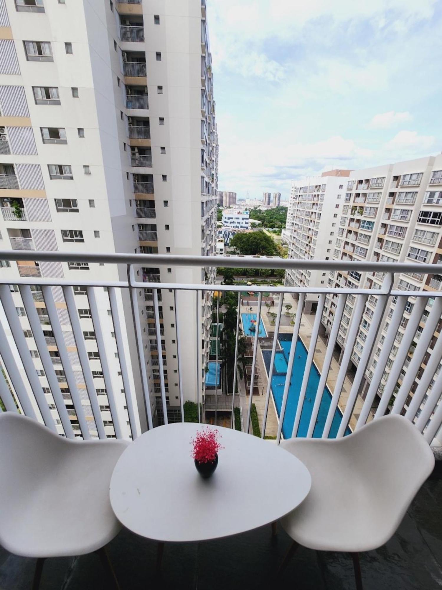 Michael Apartment Scenic Valley Ho Chi Minh City Bagian luar foto